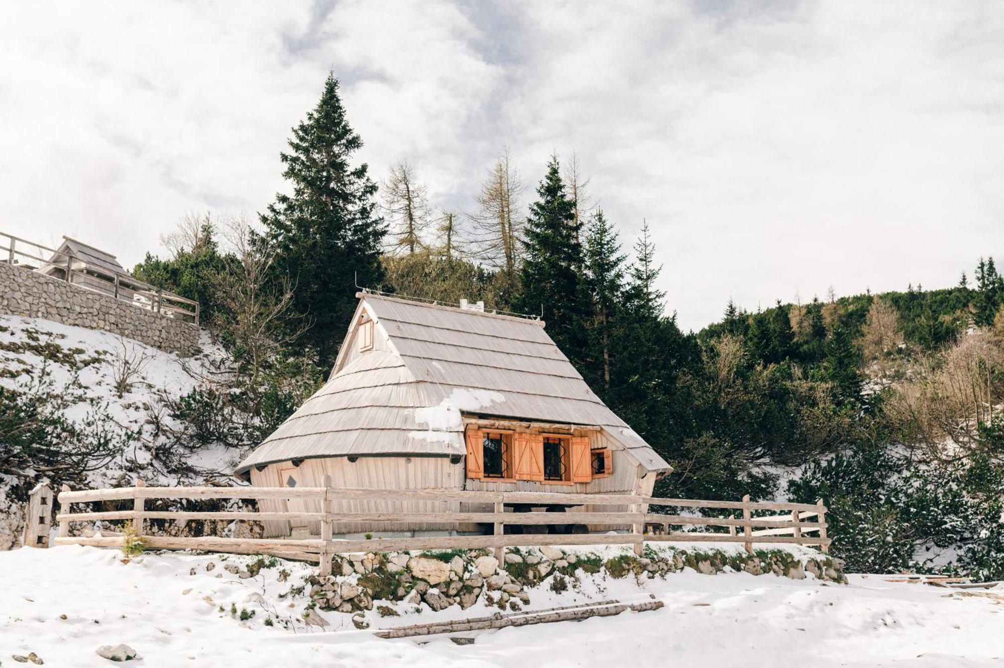 Chalet Lepenatka With Sauna - I Feel Alps Stahovica Zewnętrze zdjęcie